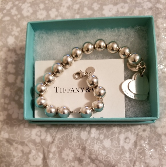 ***SOLD***Authentic Tiffany and Co Bracelet - Picture 2 of 8